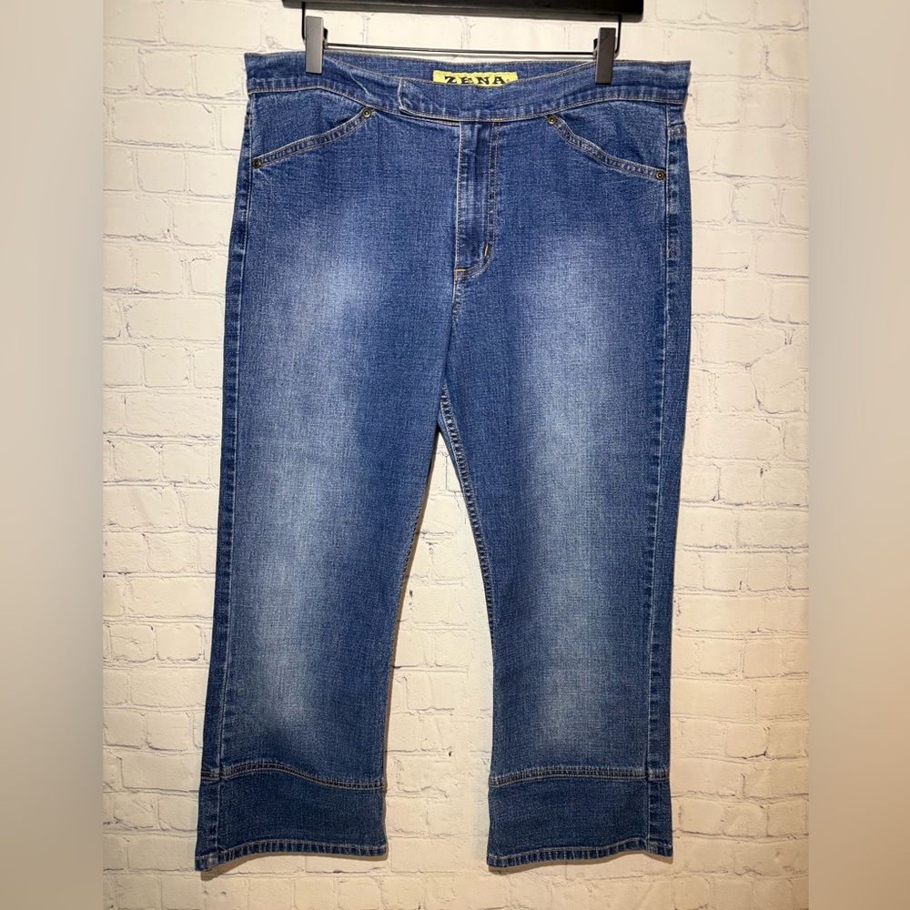 Zena size 12 cropped jeans